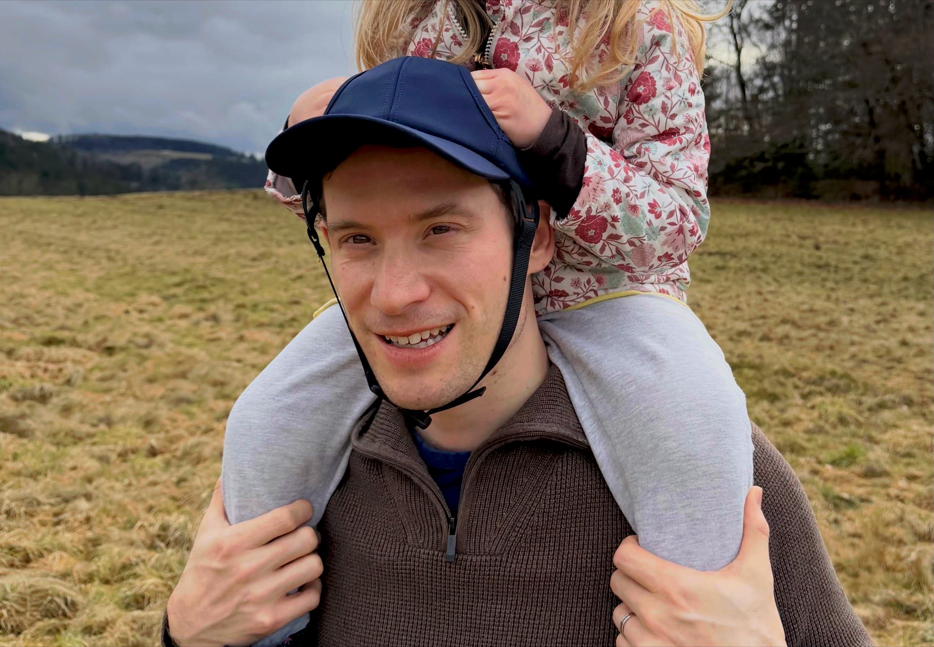 Shoulder ride with UpPapa Hat